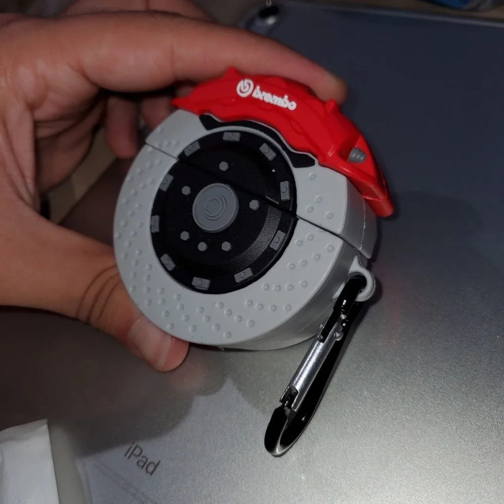 apple AirPods 1/2 or pro brembo case